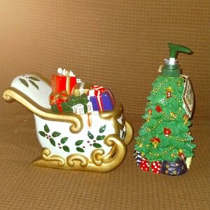 A Hint of the Holiday